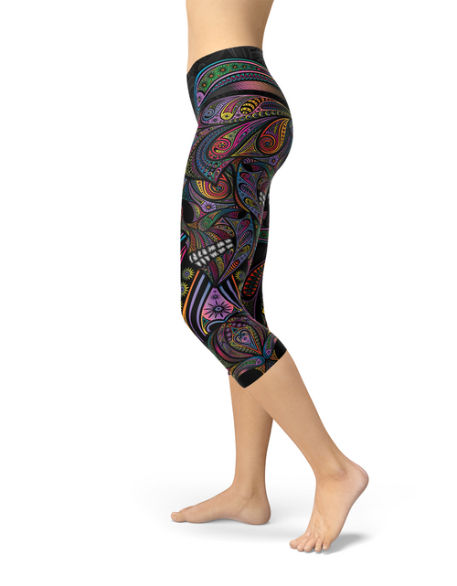 Load image into Gallery viewer, Womens Sugar Skull Capri Leggings
